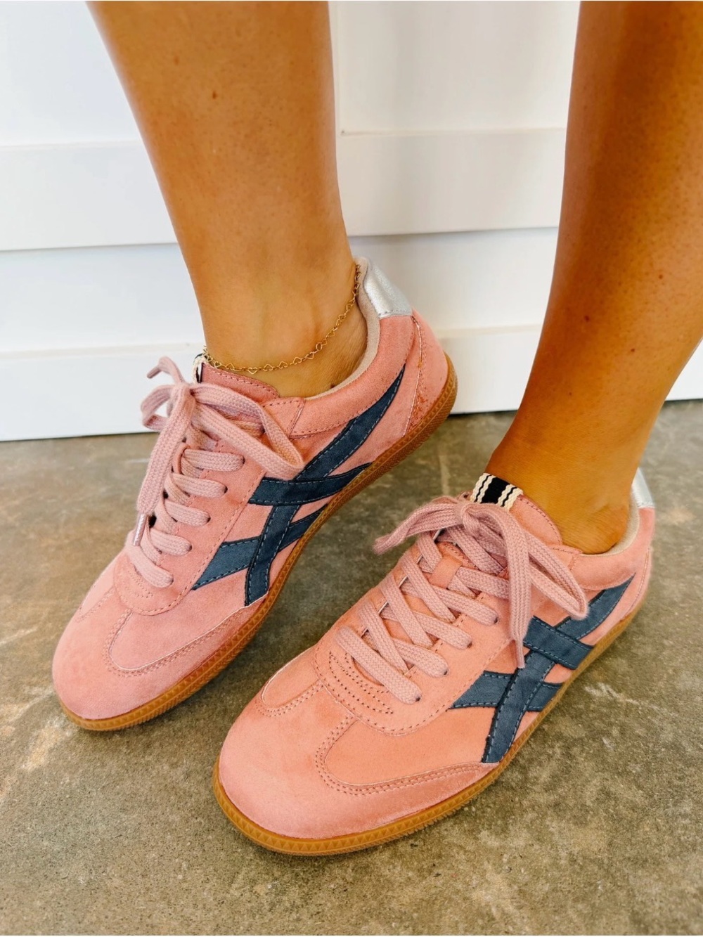 Sasha rose suede sneakers BNWT